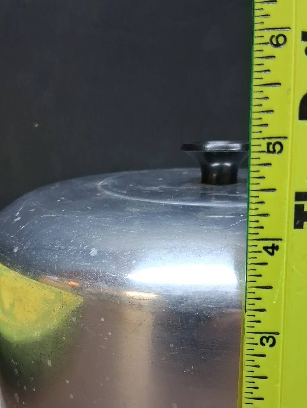 Aluminum cake Cover With‎  ceramic plate